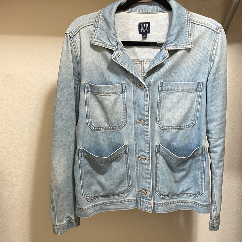 Light Wash Denim Jacket - Picture 3 of 3